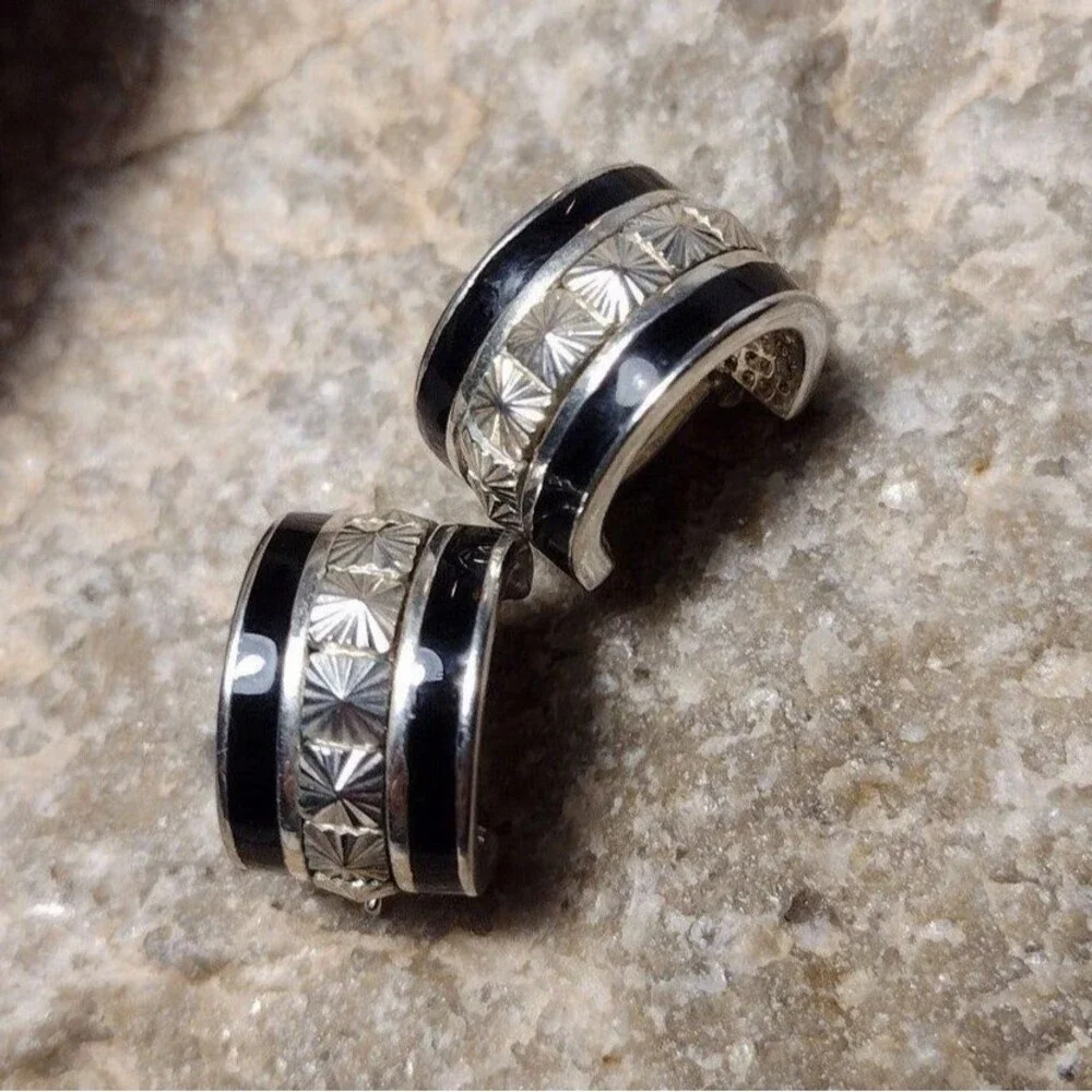 VTG CX Bright Cut Sterling Silver 925 Black Enamel Wide Hoop Hugger Earrings